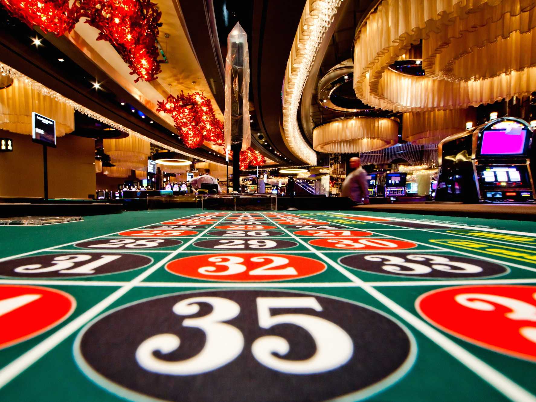 Ruhkanin Dansı: Casino Oyunlarında Belirsizliğin Gizli Oyunları